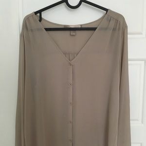 2/$20 🎉 F21 Contemporary Sheer Blouse